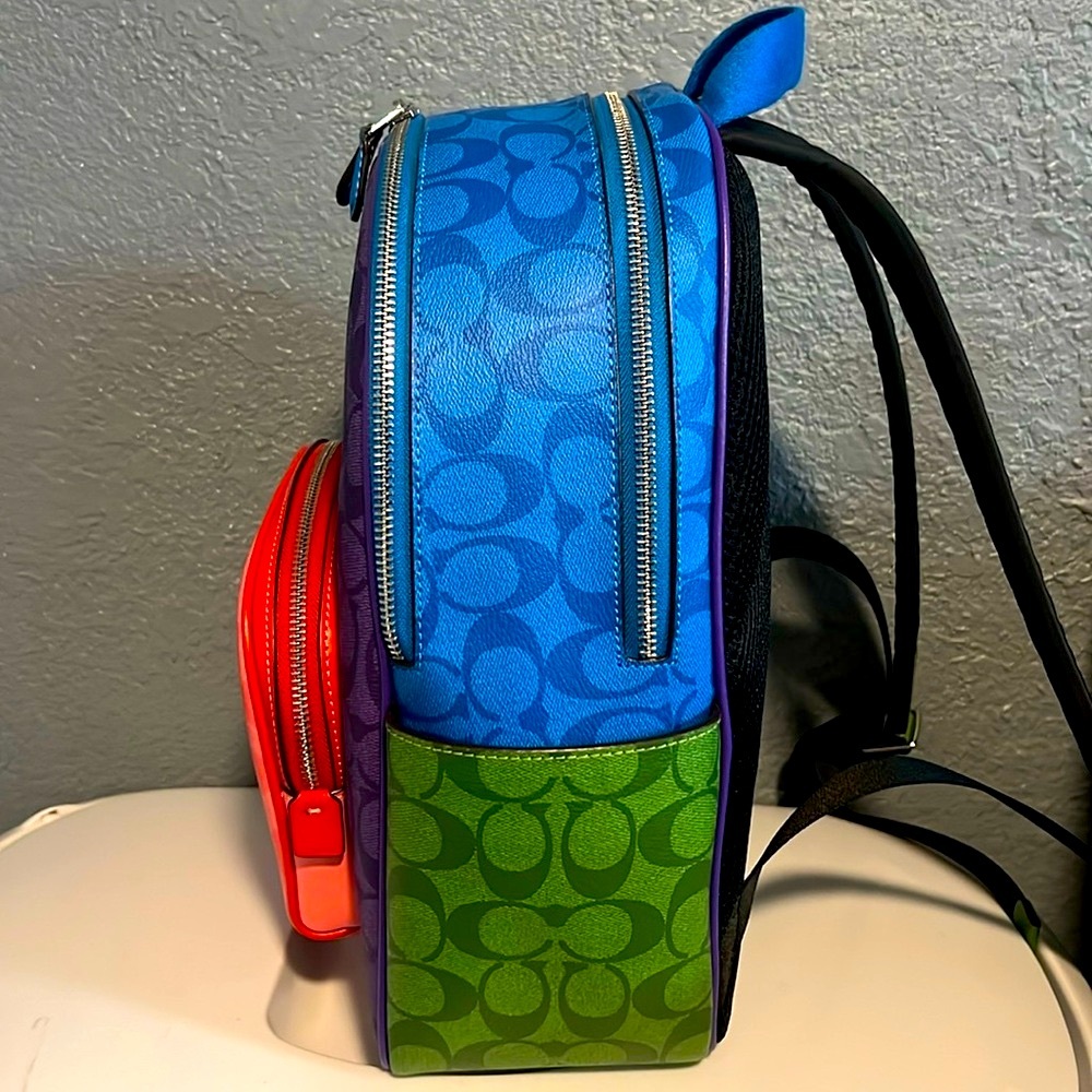 🌈 COACH RARE Court Backpack In Blocked Signature Canvas Colorblock MINT!! 💜💙💚💖 - Picture 6 of 17